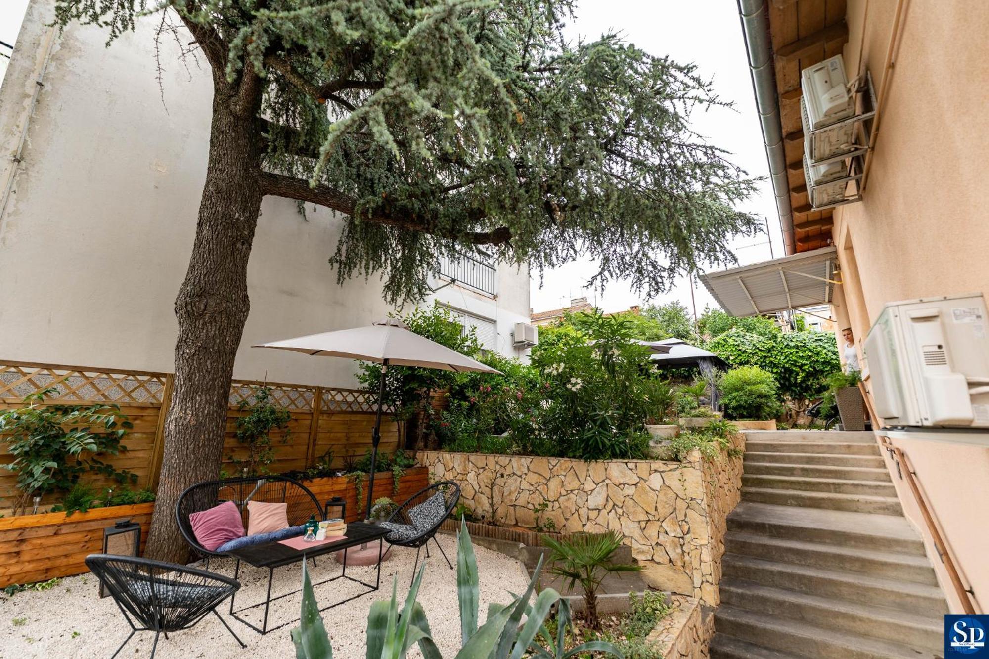 Colosseum Garden studio apartments Pula Buitenkant foto